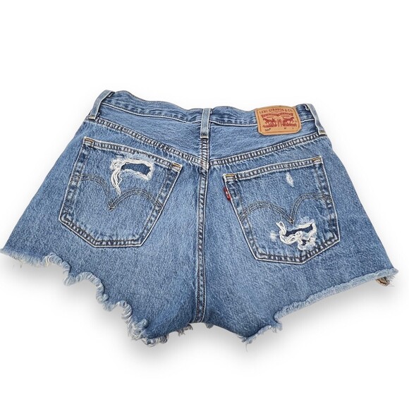 Levi's 501 100% Cotton Cutoff Extra Distressed Button Fly Shorts Women's 27 - Picture 2 of 11